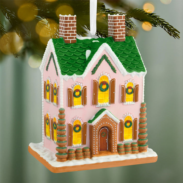 Hallmark : 2026 Keepsake Gorgeous Gingerbread House (132)