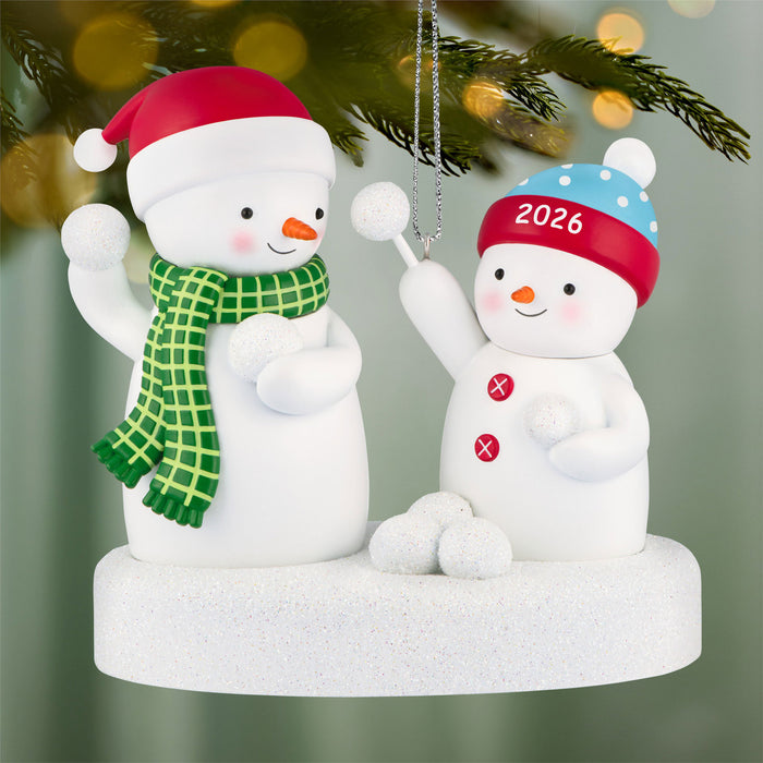 Hallmark : 2026 Keepsake Snowball Fight (276)