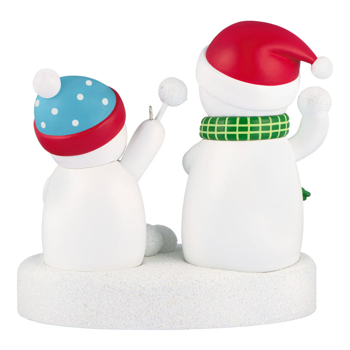 Hallmark : 2026 Keepsake Snowball Fight (276)