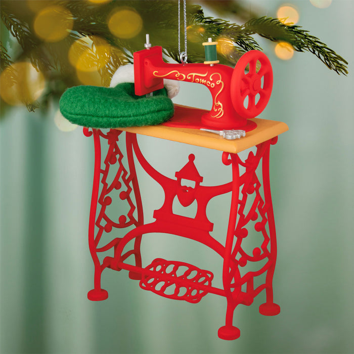 Hallmark : 2026 Keepsake Sew Nostalgic (265)