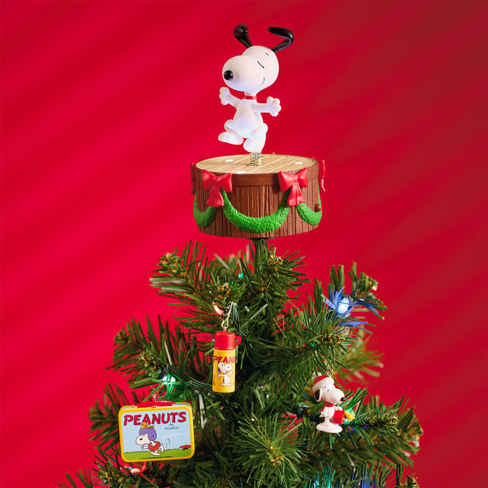 Hallmark : 2026 Keepsake Dancing Snoopy The PEANUTS® Gang ShowToppers Mini Tree Topper (386)
