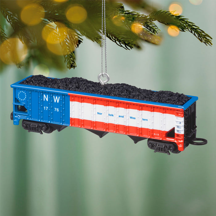 Hallmark : 2026 Keepsake LIONEL® Norfolk & Western Coal Hopper (187)
