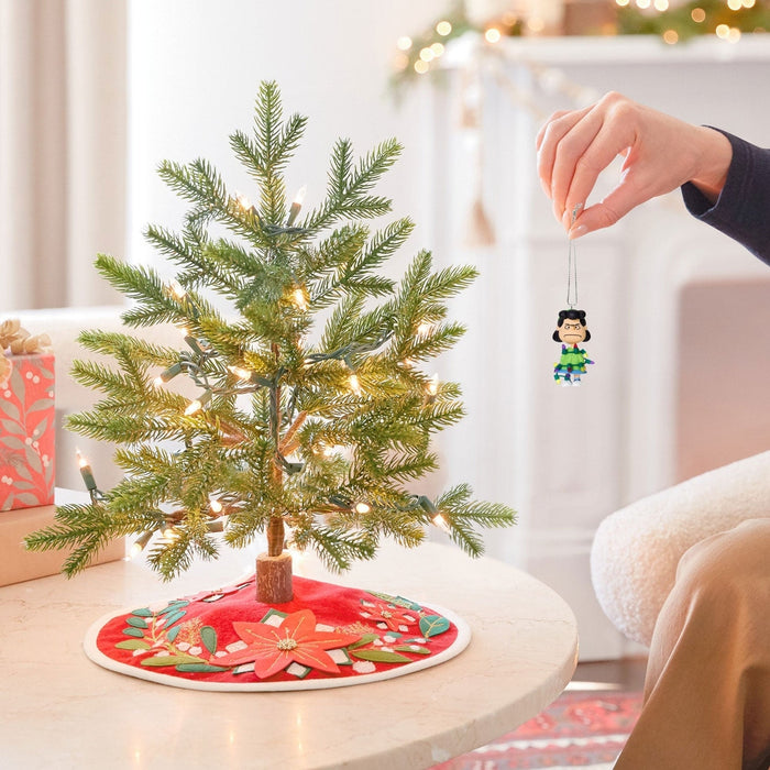 Hallmark : 2026 Keepsake The Peanuts® Gang Lucy's All Tangled Up! Ornament (193)