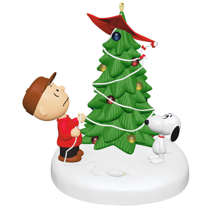 Hallmark : 2026 Keepsake The Kite-Eating Christmas Tree The PEANUTS® Gang (303)