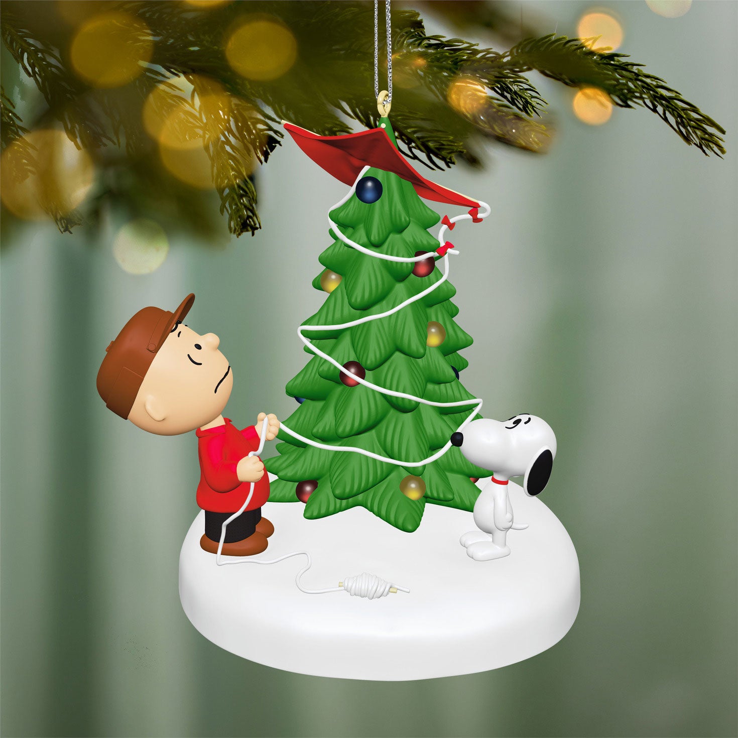 Kite-Eating Christmas Tree PEANUTS Ornament 2026 – Hallmark