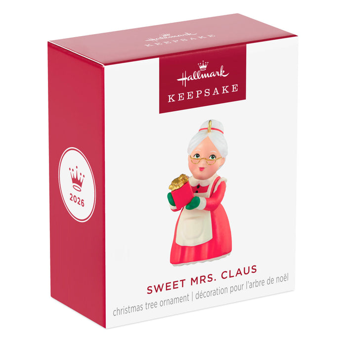 Hallmark : 2026 Keepsake Sweet Mrs. Claus (367)