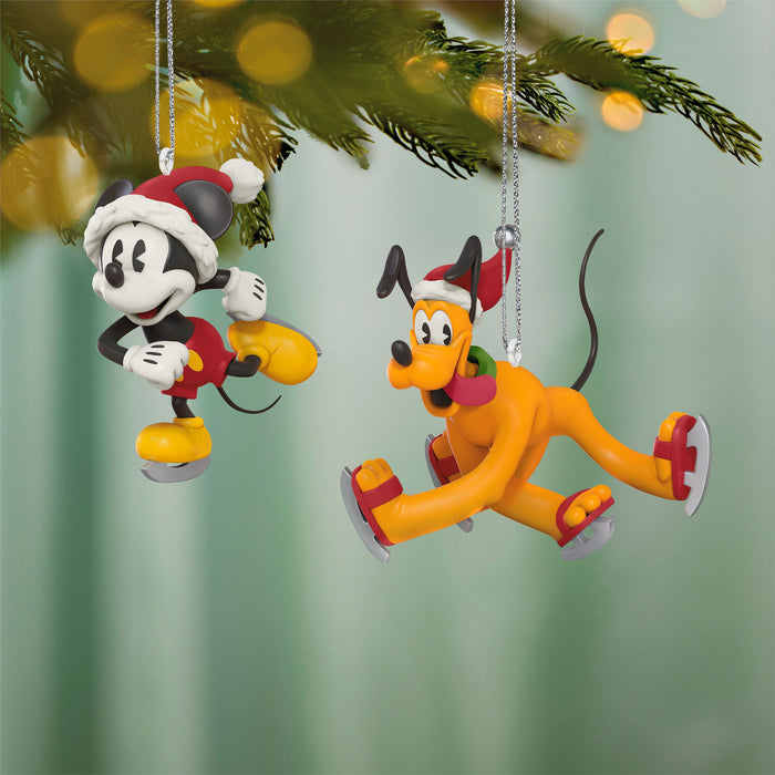 Hallmark : 2026 Keepsake Gliding and Sliding Disney Mickey and Friends (353)
