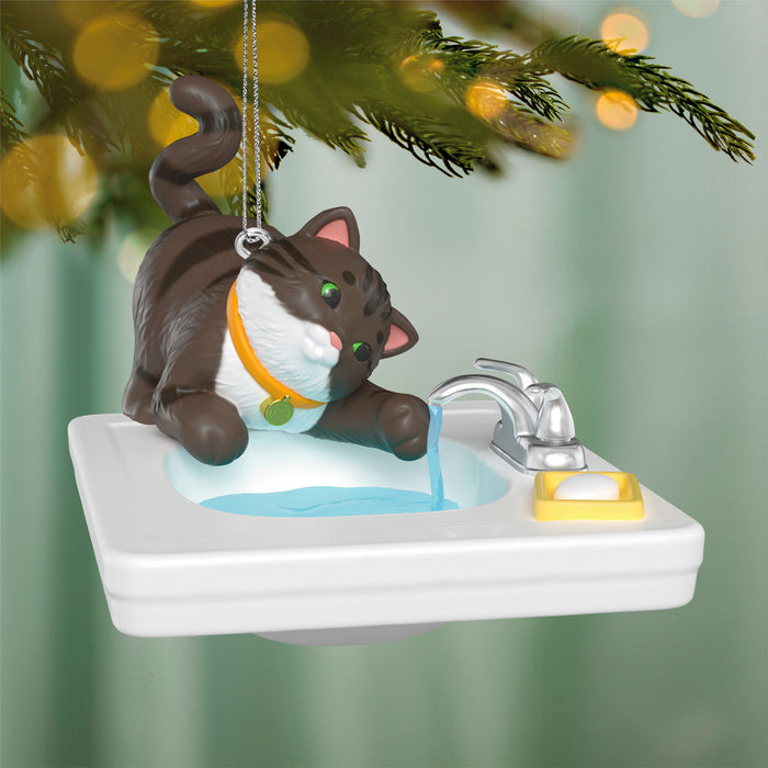 Hallmark : 2026 Keepsake Mischievous Kittens 28th in the series (205)