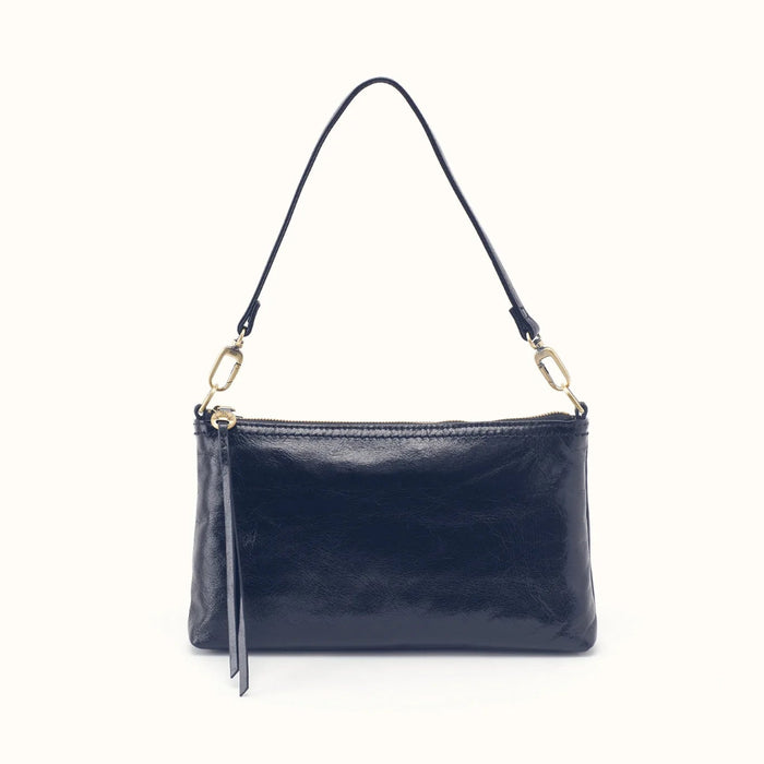 This HOBO Darcy Small Crossbody - Ink Navy blends effortless style with everyday functionality in a compact silhouette.