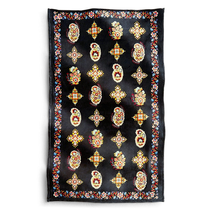 Vera Bradley Plush Throw in North Star Sky - Image of the full blanket layout, displaying how the pattern repeats with a floral border.