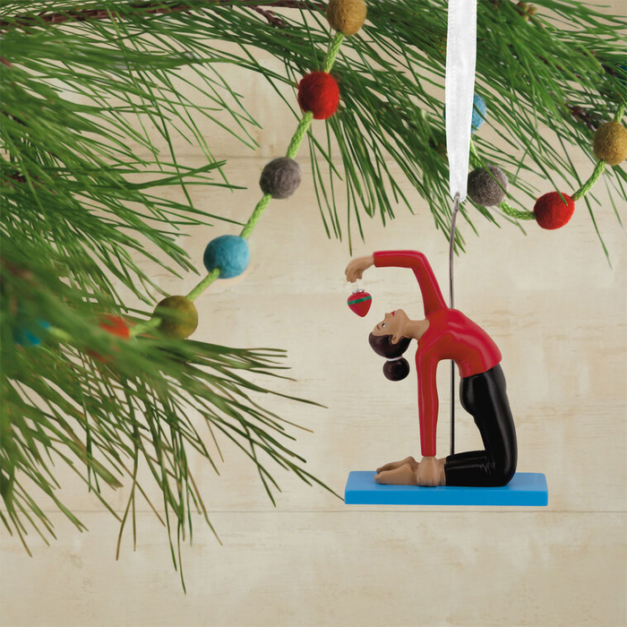 Hallmark : Yoga Hallmark Ornament