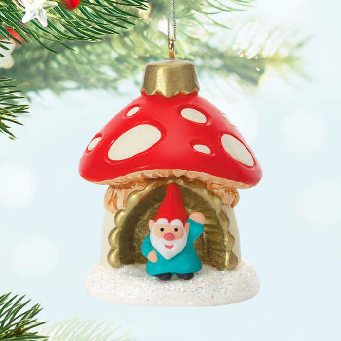 Hallmark : 2024 Keepsake Mini A World Within Ornament, 1.46" (396) - Hallmark : 2024 Keepsake Mini A World Within Ornament, 1.46" (396)