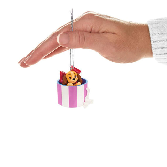 Hallmark : 2024 Keepsake Ornament Disney Lady and the Tramp Darling's Christmas Gift (85) - Hallmark : 2024 Keepsake Ornament Disney Lady and the Tramp Darling's Christmas Gift (85)