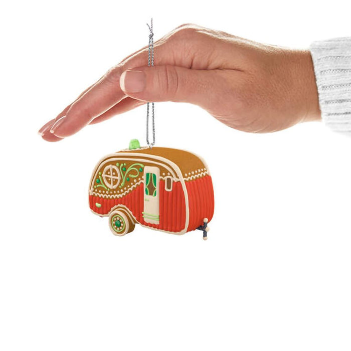 Hallmark : 2024 Keepsake Ornament Happy Haul-idays (137) - Hallmark : 2024 Keepsake Ornament Happy Haul-idays (137)