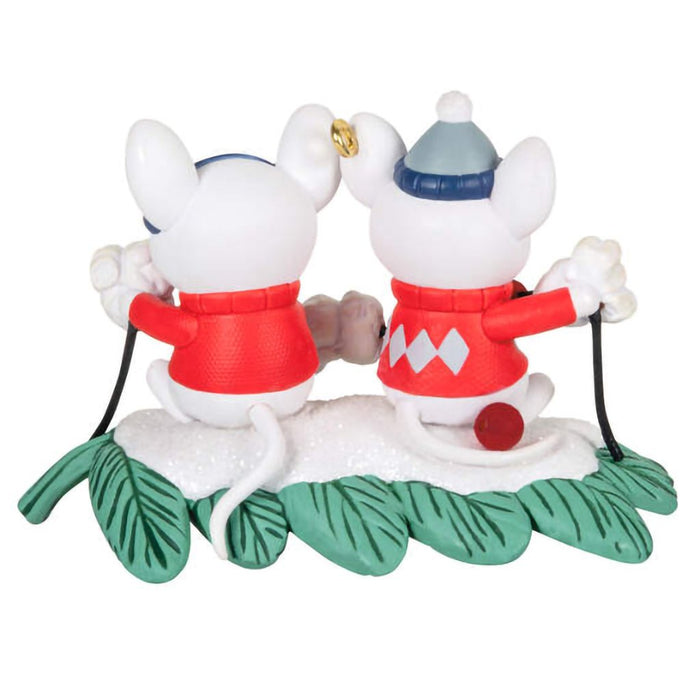 Hallmark : 2024 Keepsake Ornament Merry Mice With Popcorn Garland (194) - Hallmark : 2024 Keepsake Ornament Merry Mice With Popcorn Garland (194)