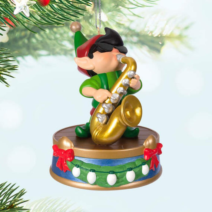 Hallmark : 2024 Keepsake Ornament North Pole Tree Trimmers Band Collection Stuey On Sax Musical With Light (315) - Hallmark : 2024 Keepsake Ornament North Pole Tree Trimmers Band Collection Stuey On Sax Musical With Light (315)