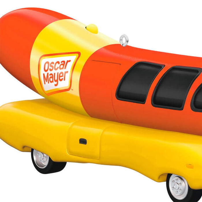 Hallmark : 2024 Keepsake Ornament Oscar Mayer™ The Wienermobile® Musical (346) - Hallmark : 2024 Keepsake Ornament Oscar Mayer™ The Wienermobile® Musical (346)