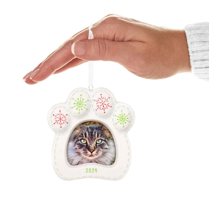 Hallmark : 2024 Keepsake Ornament Pretty Kitty 2024 Porcelain Photo Frame Ornament (253) - Hallmark : 2024 Keepsake Ornament Pretty Kitty 2024 Porcelain Photo Frame Ornament (253)