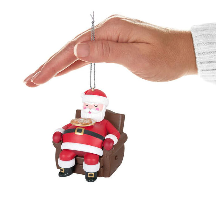 Hallmark : 2024 Keepsake Ornament Snoring Santa With Sound and Motion (299) - Hallmark : 2024 Keepsake Ornament Snoring Santa With Sound and Motion (299)