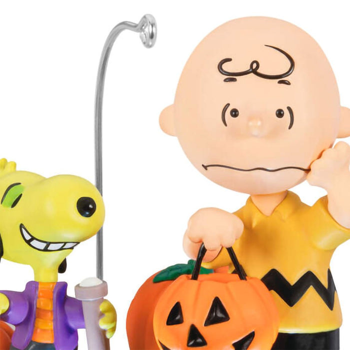 Hallmark : 2024 Keepsake The Peanuts® Gang Trick - or - Treating Pals Ornament With Light and Sound (355) - Hallmark : 2024 Keepsake The Peanuts® Gang Trick - or - Treating Pals Ornament With Light and Sound (355)