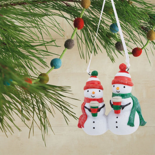 Hallmark : Coffee With Snowman Friends Hallmark Ornament - Hallmark : Coffee With Snowman Friends Hallmark Ornament