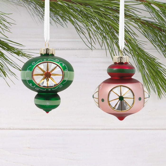 Hallmark : Good Cheer Nostalgic Glass Hallmark Ornaments, Set of 4 - Hallmark : Good Cheer Nostalgic Glass Hallmark Ornaments, Set of 4