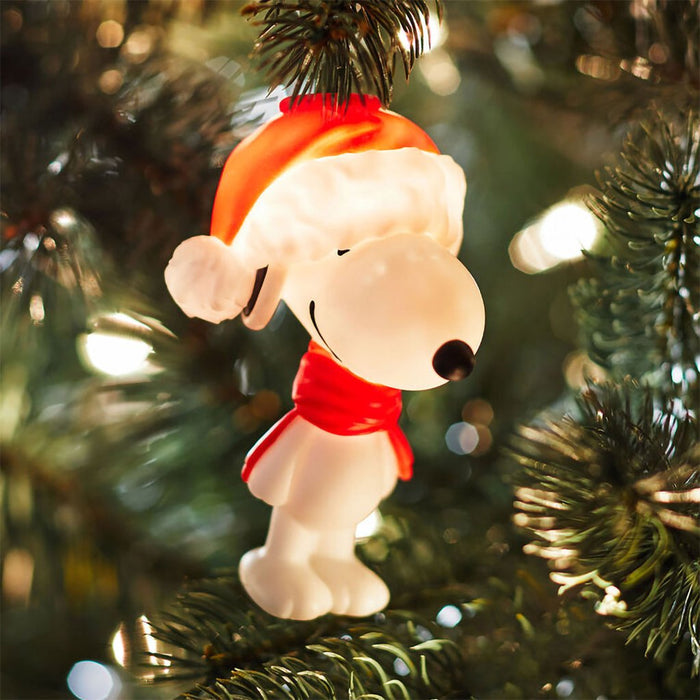 Hallmark : Peanuts® Snoopy Hallmark String Light Covers, Set of 8 - Hallmark : Peanuts® Snoopy Hallmark String Light Covers, Set of 8