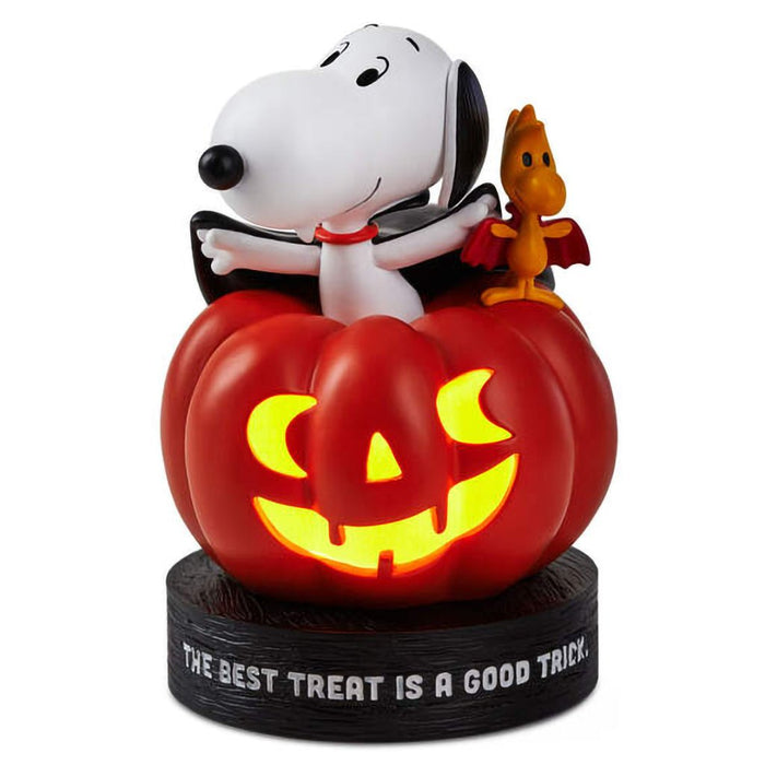 Hallmark : Peanuts® Vampire Snoopy and Woodstock Halloween Figurine With Light - Hallmark : Peanuts® Vampire Snoopy and Woodstock Halloween Figurine With Light