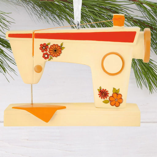 Hallmark : Sewing Machine Hallmark Ornament - Hallmark : Sewing Machine Hallmark Ornament