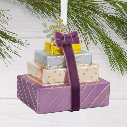 Hallmark : Signature Pretty Presents Glass and Fabric Hallmark Ornament - Hallmark : Signature Pretty Presents Glass and Fabric Hallmark Ornament