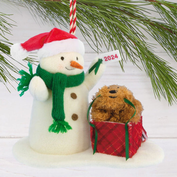 Hallmark : Wrapped Up In Christmas 2024 Fabric Hallmark Ornament - Hallmark : Wrapped Up In Christmas 2024 Fabric Hallmark Ornament