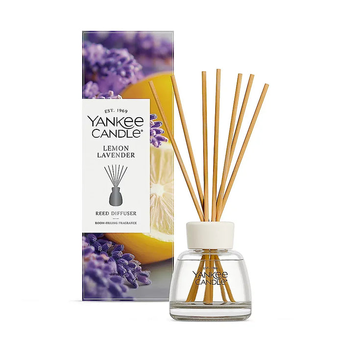 Yankee Candle : Lemon Lavender Reed Diffuser Kit