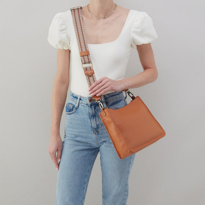 HOBO : Cass Crossbody in Pebbled Leather - Butterscotch - HOBO : Cass Crossbody in Pebbled Leather - Butterscotch