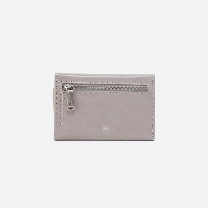 HOBO : Jill Trifold Wallet in Polished Leather - Light Grey - HOBO : Jill Trifold Wallet in Polished Leather - Light Grey