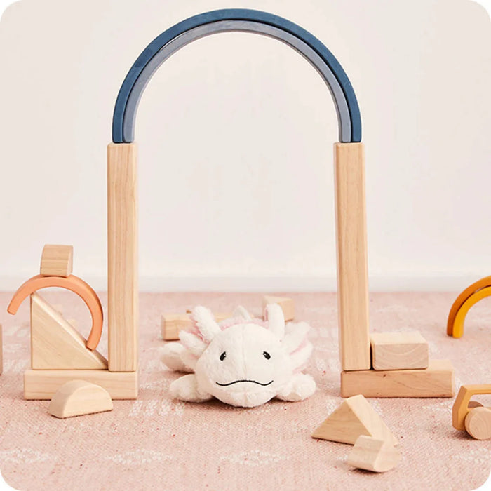 Warmies : Axolotl Warmies Junior under building blocks