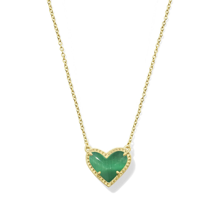 Kendra Scott : Ari Heart Pendant Necklace - Gold/Emerald