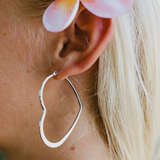 Pura Vida : Oversized Heart Hoop Earrings - Pura Vida : Oversized Heart Hoop Earrings