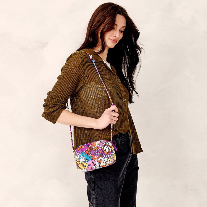 Vera Bradley : Blake Crossbody - Flutter in Nylon - Vera Bradley : Blake Crossbody - Flutter in Nylon