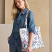 Vera Bradley : Vera Tote Bag in Magnifique Floral - Vera Bradley : Vera Tote Bag in Magnifique Floral