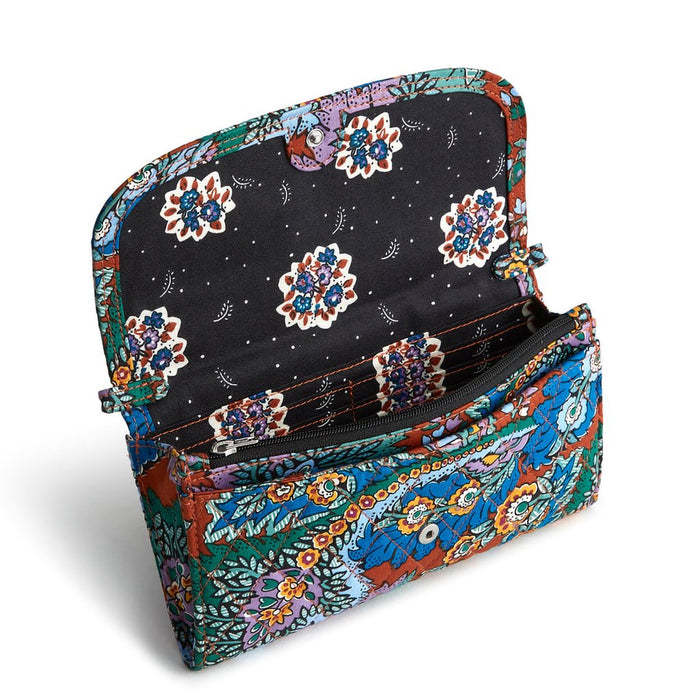 Vera Bradley : Wildwood Wallet Crossbody - Flowers + feathers in Cotton gabardine - Vera Bradley : Wildwood Wallet Crossbody - Flowers + feathers in Cotton gabardine