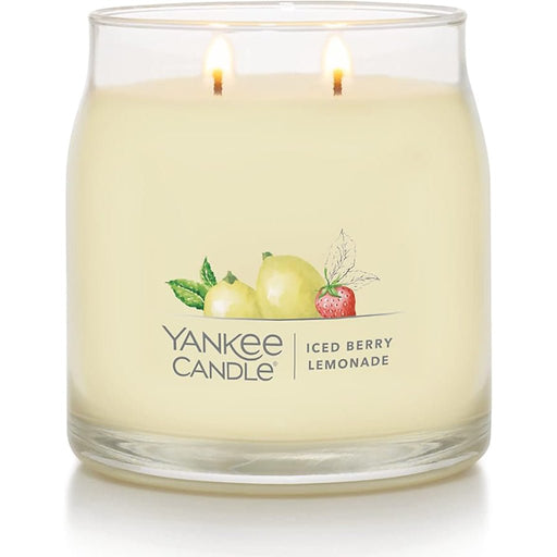 Yankee Candle : Signature Medium Jar Candle in Iced Berry Lemonade - Yankee Candle : Signature Medium Jar Candle in Iced Berry Lemonade