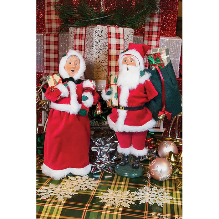 Byers' Choice : Red Velvet Message Santa