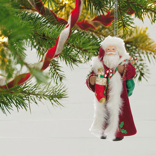 Hallmark : 2023 Keepsake Father Christmas Ornament (105) -