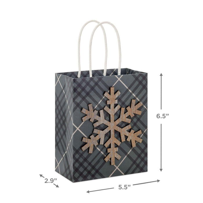 Hallmark : 6.5" Green Plaid With Snowflake Small Holiday Gift Bag -