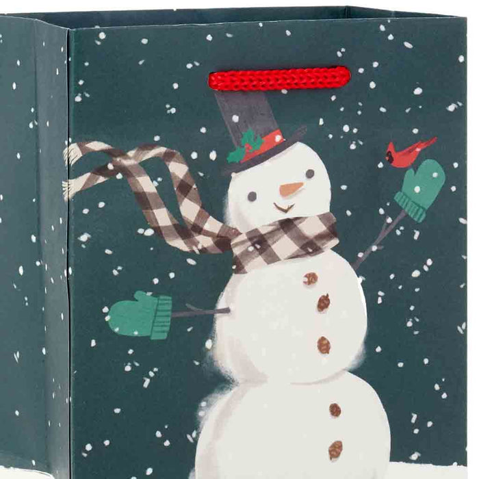 Hallmark : Traditional Fun 8-Pack Assorted Christmas Gift Bags - Hallmark : Traditional Fun 8-Pack Assorted Christmas Gift Bags