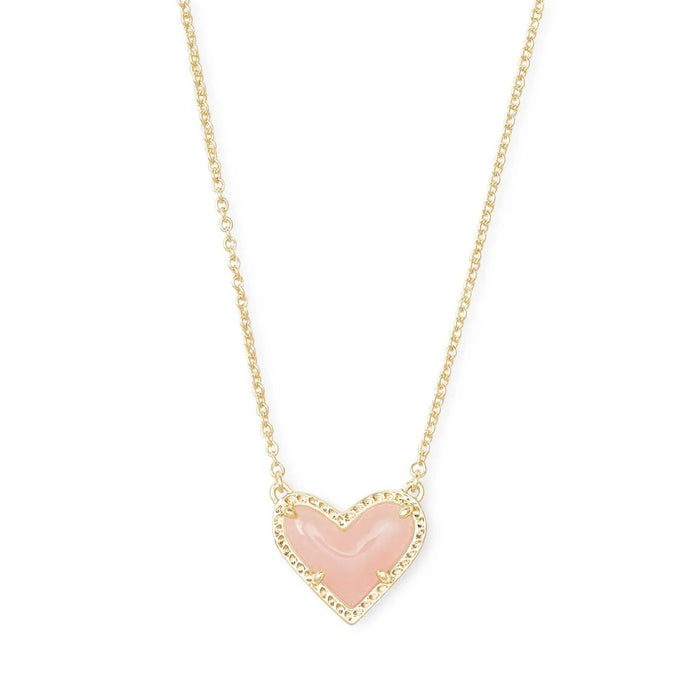 Kendra Scott : Ari Heart Gold Pendant Necklace in Rose Quartz - Kendra Scott : Ari Heart Gold Pendant Necklace in Rose Quartz