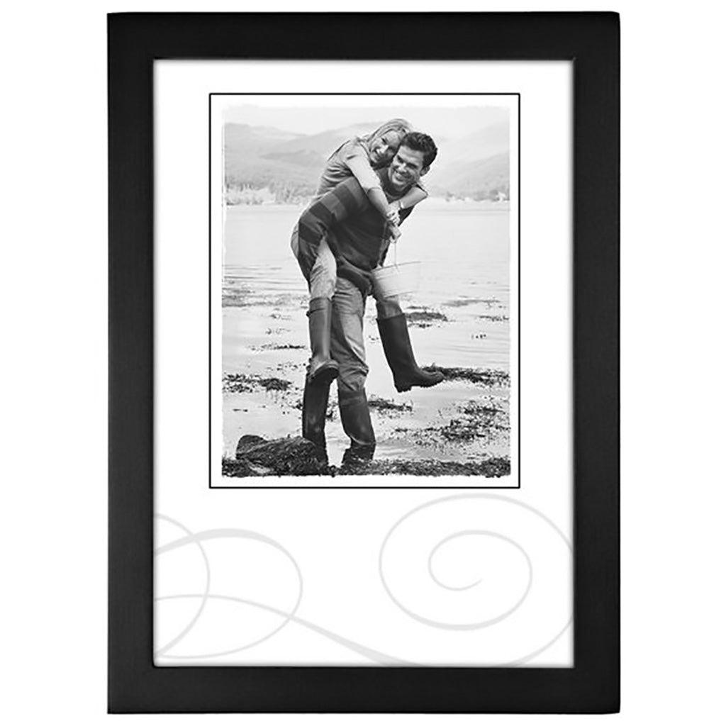 Malden : 4X6 Family Is Everything Frame - Annies Hallmark and Gretchens  Hallmark $16.99