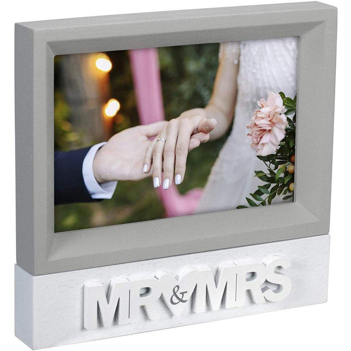 Malden : 4X6 "Mr. & Mrs." Picture frame - Light Grey -