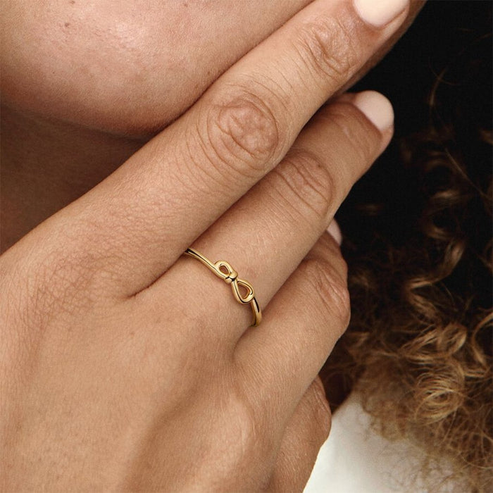 PANDORA : Infinity Knot Ring in Gold Plated -