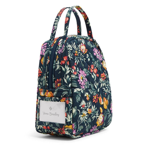Vera Bradley : Lunch Bunch Bag in Fresh-Cut Floral Green - Vera Bradley : Lunch Bunch Bag in Fresh-Cut Floral Green